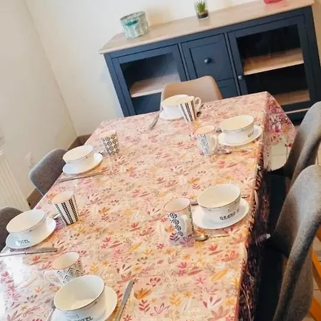 6 Personnes Et Parking Au Pied Du Beffroi Appartement